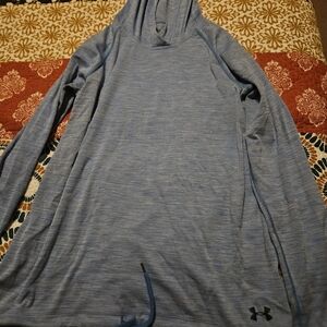 Under armor Long Sleeve Shirt medium